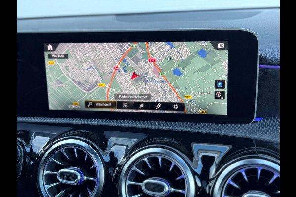 Mercedes-Benz A-Klasse 180 Premium Plus A35 Pano/Memory/Sfeer