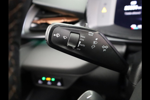 CUPRA Terramar 1.5 TSI e-Hybrid Business 204pk | Navigatie | Parkeercamera | Elektrisch verstelbare voorstoelen met geheugen |