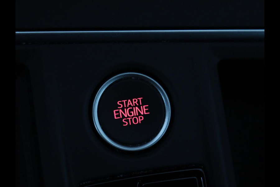 Seat Leon 1.5 eTSI FR Intens | Carplay | Adaptive cruise | Sfeerverlichting | Navigatie | Parkeerhulp | Dodehoek detectie | Full LED | Climate control | Bluetooth