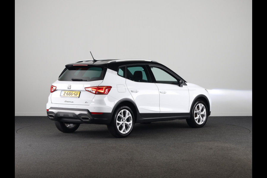 Seat Arona 1.0 TSI FR 95pk | Navigatie via App | Virtual Cockpit | Verlengde garantie | Parkeersensoren