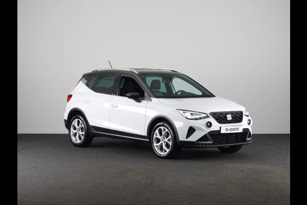 Seat Arona 1.0 TSI FR 95pk | Navigatie via App | Virtual Cockpit | Verlengde garantie | Parkeersensoren