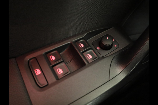 Seat Arona 1.0 TSI FR 95pk | Navigatie via App | Virtual Cockpit | Verlengde garantie | Parkeersensoren
