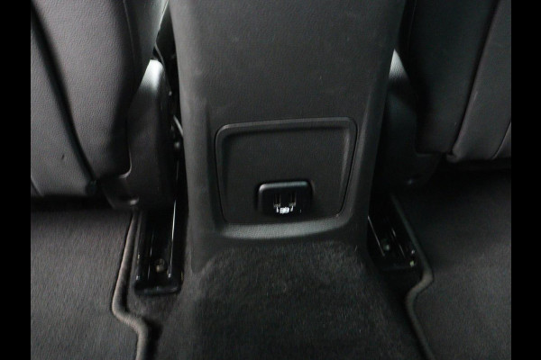 Opel Astra 1.4 Turbo Executive | 150pk | Trekhaak | Camera | Carplay | Navigatie | Keyless | Climate control | Cruise control | Dodehoek detectie | Bluetooth