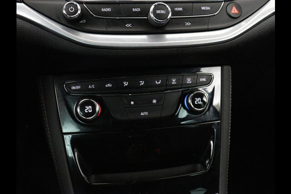 Opel Astra 1.4 Turbo Executive | 150pk | Trekhaak | Camera | Carplay | Navigatie | Keyless | Climate control | Cruise control | Dodehoek detectie | Bluetooth