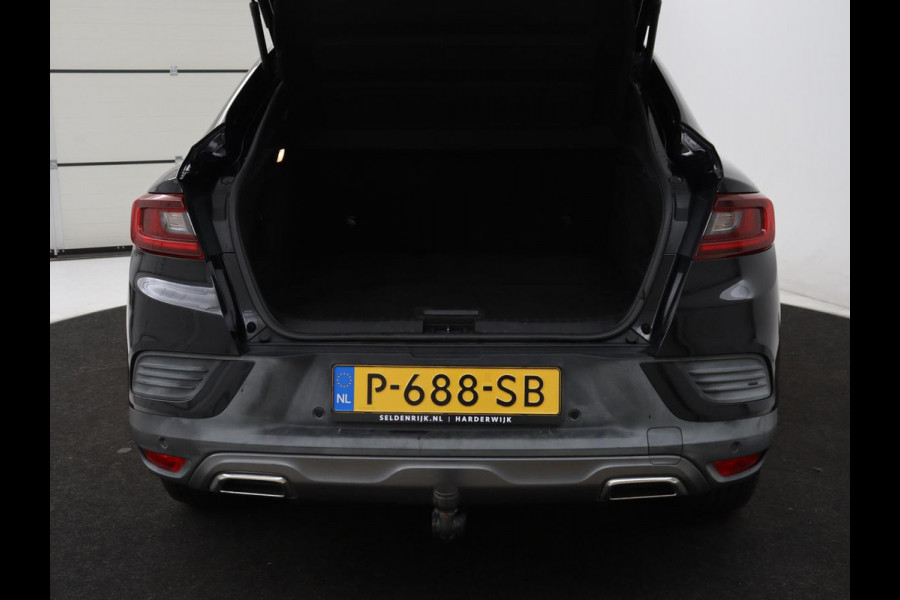 Renault Arkana 1.6 E-Tech Hybrid 145 R.S. Line | Panoramadak | Leder/Alcantara | Trekhaak | Stoelverwarming | Adaptive cruise | Camera | Carplay | Keyless | Park Assist | Full LED | Navigatie