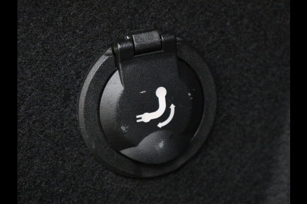 Renault Arkana 1.6 E-Tech Hybrid 145 R.S. Line | Panoramadak | Leder/Alcantara | Trekhaak | Stoelverwarming | Adaptive cruise | Camera | Carplay | Keyless | Park Assist | Full LED | Navigatie