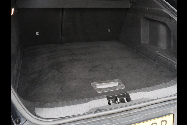 Renault Arkana 1.6 E-Tech Hybrid 145 R.S. Line | Panoramadak | Leder/Alcantara | Trekhaak | Stoelverwarming | Adaptive cruise | Camera | Carplay | Keyless | Park Assist | Full LED | Navigatie