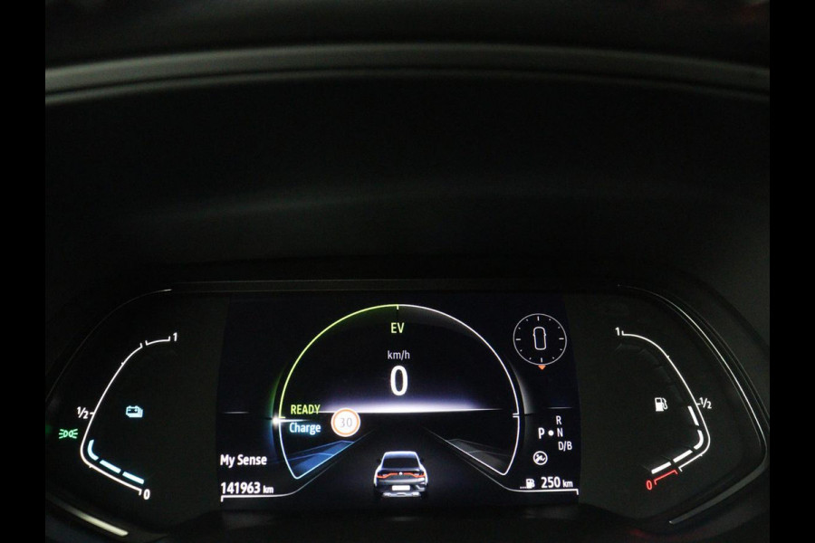 Renault Arkana 1.6 E-Tech Hybrid 145 R.S. Line | Panoramadak | Leder/Alcantara | Trekhaak | Stoelverwarming | Adaptive cruise | Camera | Carplay | Keyless | Park Assist | Full LED | Navigatie