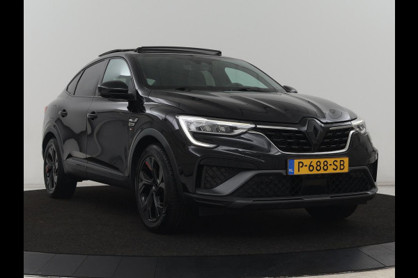 Renault Arkana 1.6 E-Tech Hybrid 145 R.S. Line | Panoramadak | Leder/Alcantara | Trekhaak | Stoelverwarming | Adaptive cruise | Camera | Carplay | Keyless | Park Assist | Full LED | Navigatie