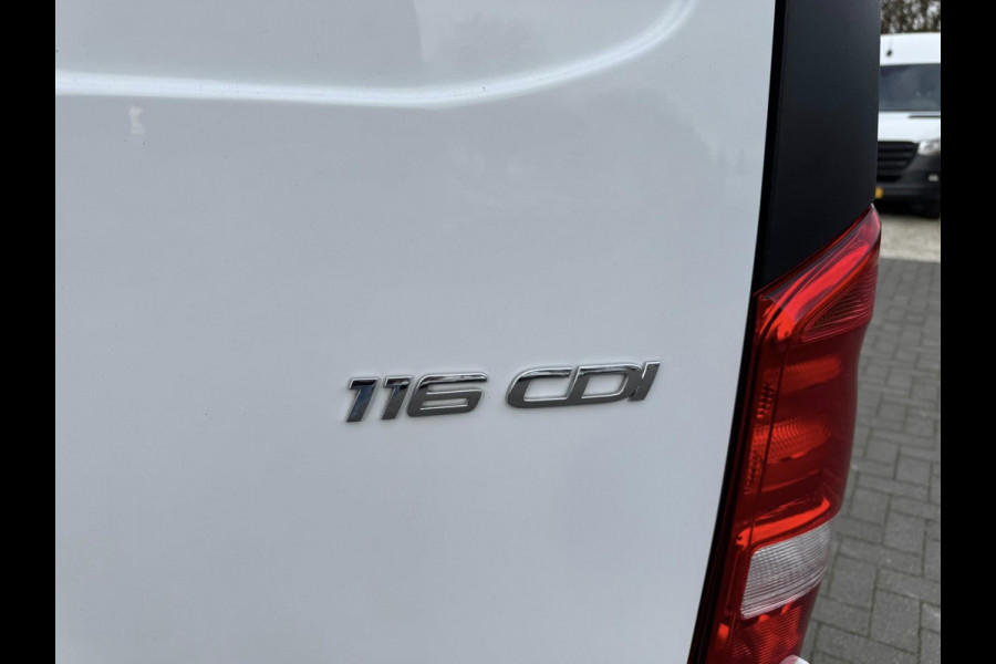 Mercedes-Benz Vito 116cdi Lang, Airco, Navigatie, Camera, Trekhaak, PDC.