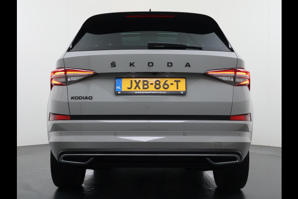 Škoda Kodiaq 1.5 TSI Sportline Business VAN €43.900,- NU VOOR SLECHTS €39.877,- Uw LENTEVOORDEEL €4.023,- |AUTOMAAT | PANORAMADAK | ADAPTIEVE CRUISECONTROL | CAMERA | ELEKTRISCHE STOEL/KOFFERRUIK | STANDKACHEL | STOELVERWARMING VOOR + ACHTER | SKODA DEALER ONDERHOUDEN | RIJKLAAR GELEVERD