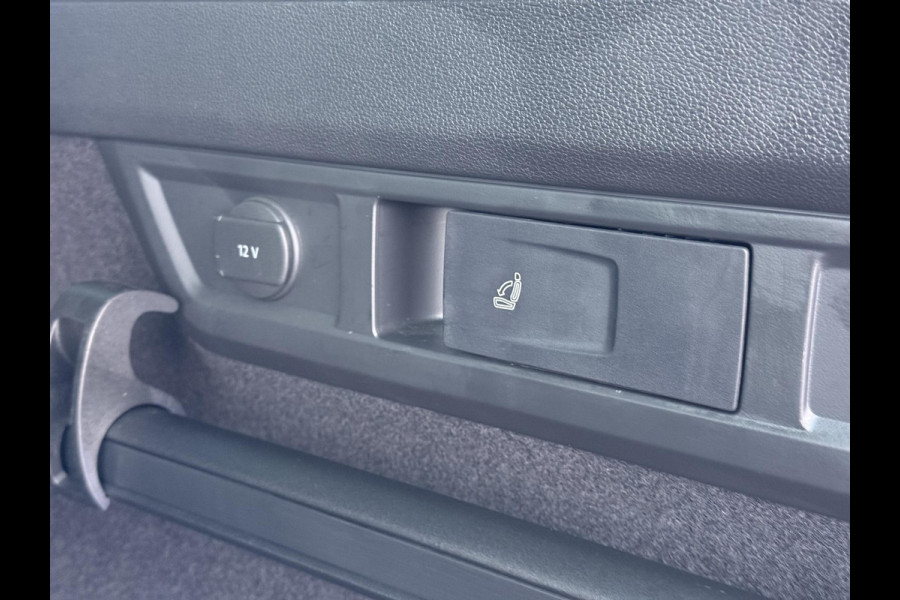 Škoda Kodiaq 1.5 TSI Sportline Business VAN €43.900,- NU VOOR SLECHTS €39.877,- Uw LENTEVOORDEEL €4.023,- |AUTOMAAT | PANORAMADAK | ADAPTIEVE CRUISECONTROL | CAMERA | ELEKTRISCHE STOEL/KOFFERRUIK | STANDKACHEL | STOELVERWARMING VOOR + ACHTER | SKODA DEALER ONDERHOUDEN | RIJKLAAR GELEVERD