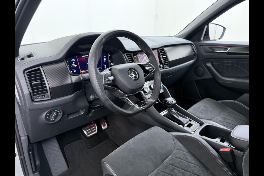 Škoda Kodiaq 1.5 TSI Sportline Business VAN €43.900,- NU VOOR SLECHTS €39.877,- Uw LENTEVOORDEEL €4.023,- |AUTOMAAT | PANORAMADAK | ADAPTIEVE CRUISECONTROL | CAMERA | ELEKTRISCHE STOEL/KOFFERRUIK | STANDKACHEL | STOELVERWARMING VOOR + ACHTER | SKODA DEALER ONDERHOUDEN | RIJKLAAR GELEVERD