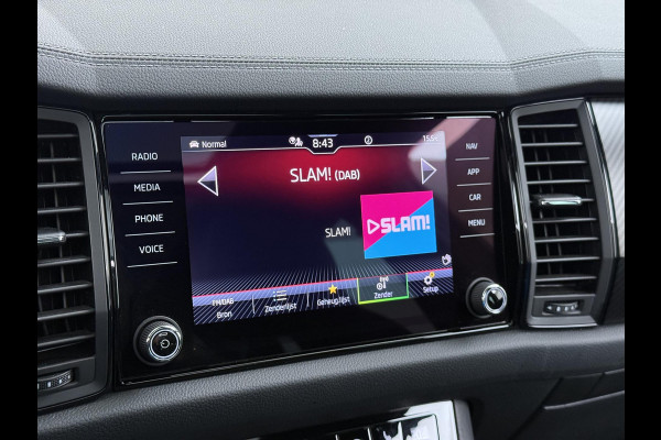 Škoda Kodiaq 1.5 TSI Sportline Business VAN €43.900,- NU VOOR SLECHTS €39.877,- Uw LENTEVOORDEEL €4.023,- |AUTOMAAT | PANORAMADAK | ADAPTIEVE CRUISECONTROL | CAMERA | ELEKTRISCHE STOEL/KOFFERRUIK | STANDKACHEL | STOELVERWARMING VOOR + ACHTER | SKODA DEALER ONDERHOUDEN | RIJKLAAR GELEVERD