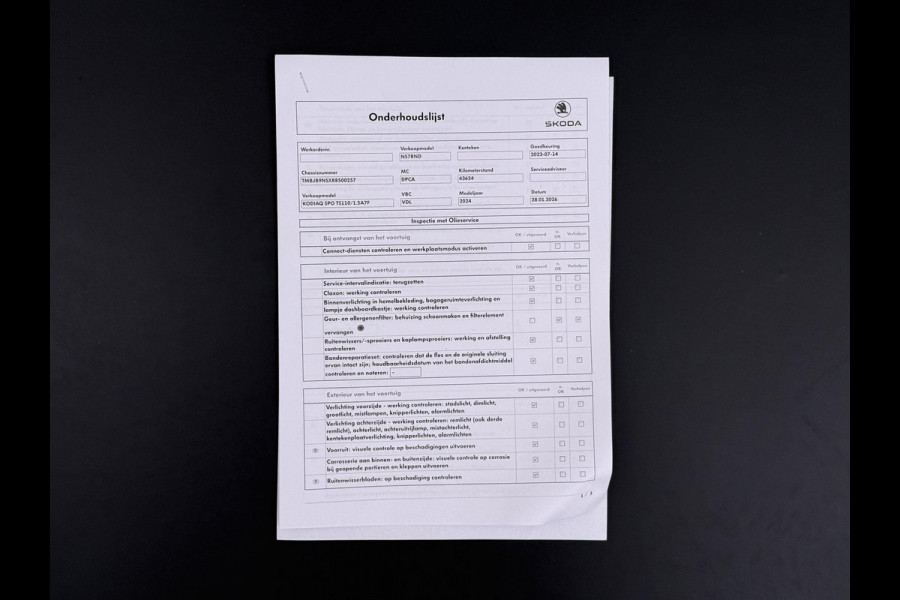 Škoda Kodiaq 1.5 TSI Sportline Business VAN €43.900,- NU VOOR SLECHTS €39.877,- Uw LENTEVOORDEEL €4.023,- |AUTOMAAT | PANORAMADAK | ADAPTIEVE CRUISECONTROL | CAMERA | ELEKTRISCHE STOEL/KOFFERRUIK | STANDKACHEL | STOELVERWARMING VOOR + ACHTER | SKODA DEALER ONDERHOUDEN | RIJKLAAR GELEVERD