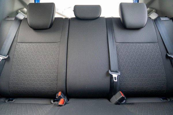 Suzuki Swift 1.2 Comfort Smart Hybrid|Prijs rijklaar incl. 12 mnd garantie| LMV DAB Carplay/Android auto Camera Stoelverwarming