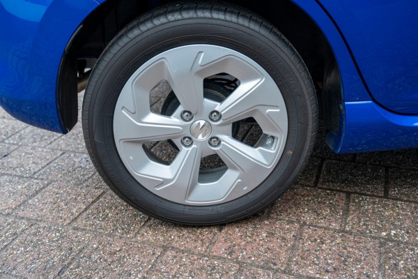 Suzuki Swift 1.2 Comfort Smart Hybrid|Prijs rijklaar incl. 12 mnd garantie| LMV DAB Carplay/Android auto Camera Stoelverwarming