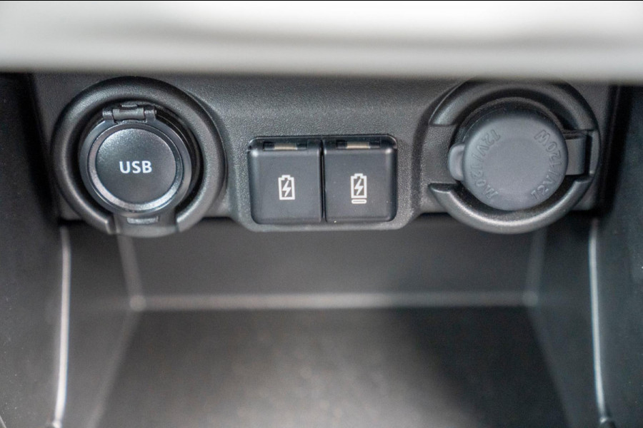 Suzuki Swift 1.2 Comfort Smart Hybrid|Prijs rijklaar incl. 12 mnd garantie| LMV DAB Carplay/Android auto Camera Stoelverwarming