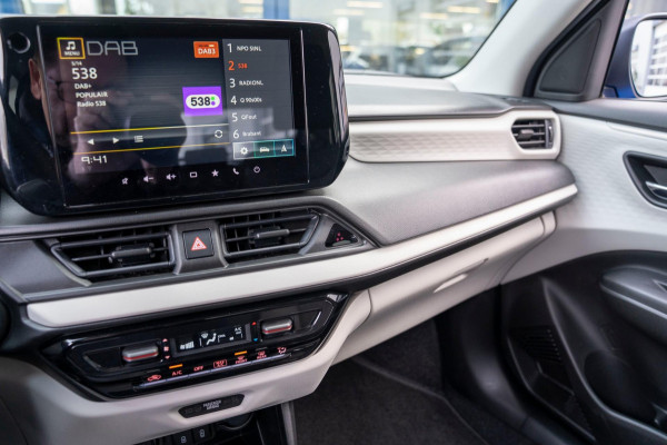 Suzuki Swift 1.2 Comfort Smart Hybrid|Prijs rijklaar incl. 12 mnd garantie| LMV DAB Carplay/Android auto Camera Stoelverwarming