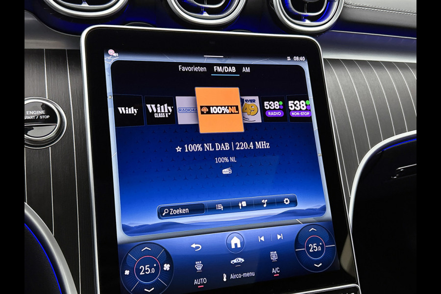 Mercedes-Benz CLE Coupé 300 e AMG Plug-In Hybride AMG | Night Pakket | Panorama Schuif-Kanteldak | Digital Licht | Burmester® | Stuur en Stoelverwarming. Inclusief 24 maanden MB Certified garantie voor Europa.