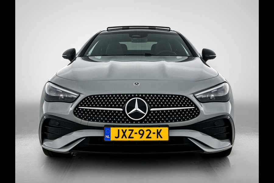 Mercedes-Benz CLE Coupé 300 e AMG Plug-In Hybride AMG | Night Pakket | Panorama Schuif-Kanteldak | Digital Licht | Burmester® | Stuur en Stoelverwarming. Inclusief 24 maanden MB Certified garantie voor Europa.