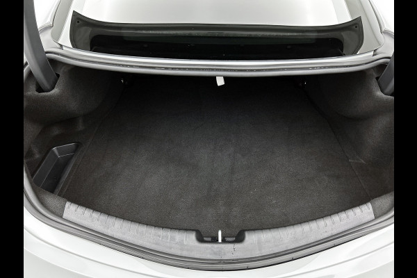 Mercedes-Benz CLE Coupé 300 e AMG Plug-In Hybride AMG | Night Pakket | Panorama Schuif-Kanteldak | Digital Licht | Burmester® | Stuur en Stoelverwarming. Inclusief 24 maanden MB Certified garantie voor Europa.