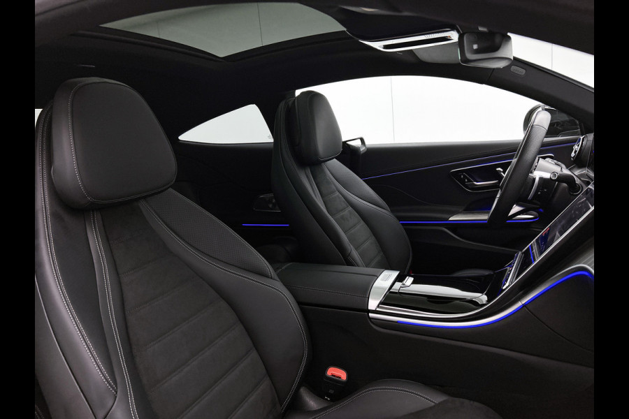 Mercedes-Benz CLE Coupé 300 e AMG Plug-In Hybride AMG | Night Pakket | Panorama Schuif-Kanteldak | Digital Licht | Burmester® | Stuur en Stoelverwarming. Inclusief 24 maanden MB Certified garantie voor Europa.