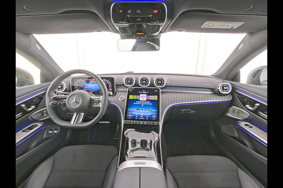 Mercedes-Benz CLE Coupé 300 e AMG Plug-In Hybride AMG | Night Pakket | Panorama Schuif-Kanteldak | Digital Licht | Burmester® | Stuur en Stoelverwarming. Inclusief 24 maanden MB Certified garantie voor Europa.
