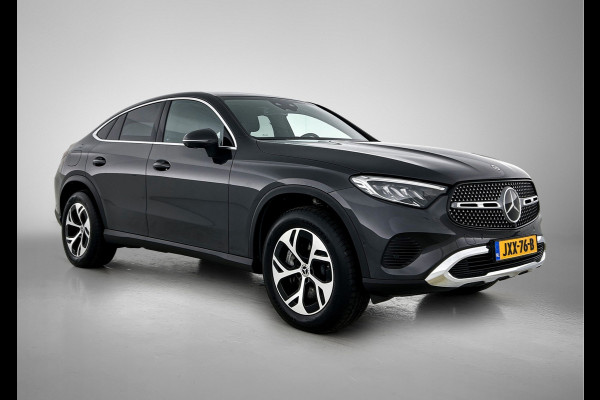 Mercedes-Benz GLC Coupé 300 e 4MATIC Plug-In Hybride Trekhaak | Alarm Klasse 3 | Rijassistentiepakket plus | Stuur en Stoelverwarming | Parkeerpakket met 360°-camera | Distronic. Inclusief 24 maanden MB Certified garantie voor Europa.
