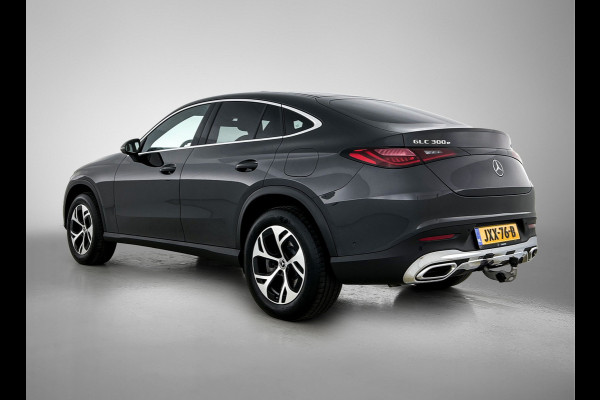 Mercedes-Benz GLC Coupé 300 e 4MATIC Plug-In Hybride Trekhaak | Alarm Klasse 3 | Rijassistentiepakket plus | Stuur en Stoelverwarming | Parkeerpakket met 360°-camera | Distronic. Inclusief 24 maanden MB Certified garantie voor Europa.