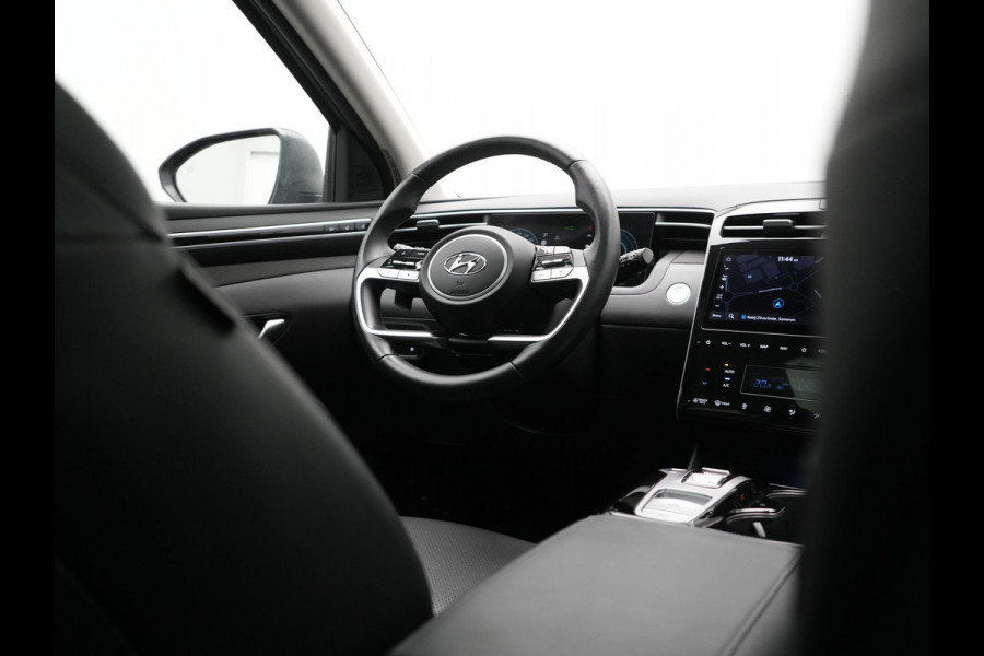 Hyundai Tucson 1.6 T-GDI Premium Sky 4WD Plug In Hybrid 265pk Dealer O.H PHEV | Panodak | Adaptive Cruise | Lederen Zetels Memory & Ventilatie | Krell Premium Sound | Camera | Keyless | BLIS | 19"L.M | Apple Carplay | Virtual |