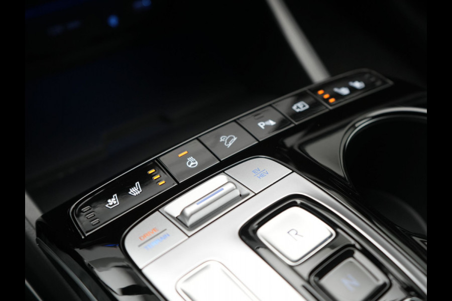 Hyundai Tucson 1.6 T-GDI Premium Sky 4WD Plug In Hybrid 265pk Dealer O.H PHEV | Panodak | Adaptive Cruise | Lederen Zetels Memory & Ventilatie | Krell Premium Sound | Camera | Keyless | BLIS | 19"L.M | Apple Carplay | Virtual |
