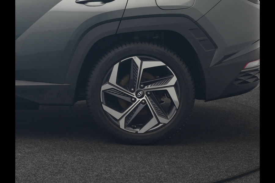 Hyundai Tucson 1.6 T-GDI Premium Sky 4WD Plug In Hybrid 265pk Dealer O.H PHEV | Panodak | Adaptive Cruise | Lederen Zetels Memory & Ventilatie | Krell Premium Sound | Camera | Keyless | BLIS | 19"L.M | Apple Carplay | Virtual |