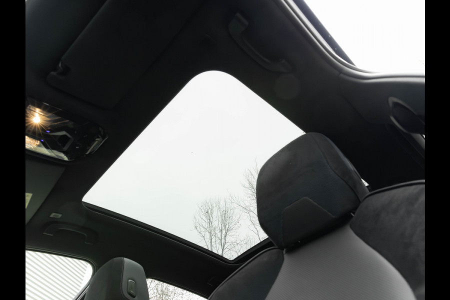 BMW 5 Serie 530e M-Sport Pro - Pano - ACC - Harman Kardon - Head-up - Iconic Glow Exterieur