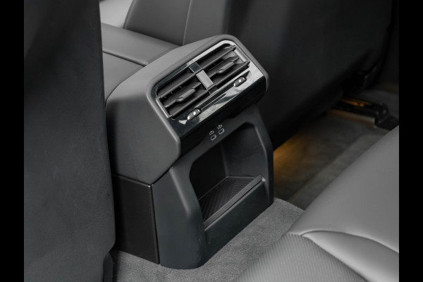 BMW 5 Serie 530e M-Sport Pro - Pano - ACC - Harman Kardon - Head-up - Iconic Glow Exterieur