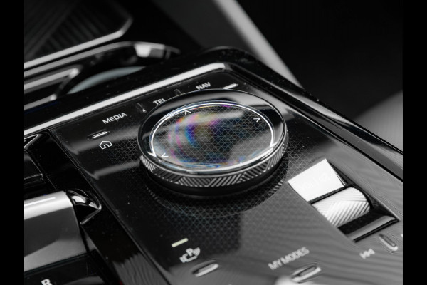 BMW 5 Serie 530e M-Sport Pro - Pano - ACC - Harman Kardon - Head-up - Iconic Glow Exterieur