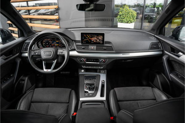 Audi Q5 55 TFSI e quattro Competition - Panorama | Luchtvering | B/O | Trekhaak