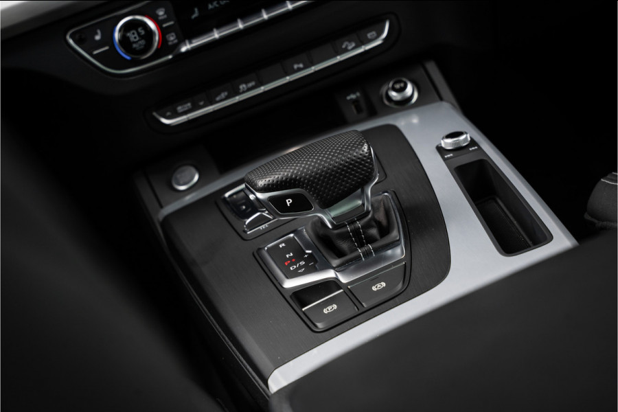 Audi Q5 55 TFSI e quattro Competition - Panorama | Luchtvering | B/O | Trekhaak