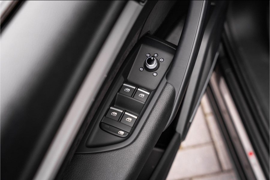 Audi Q5 55 TFSI e quattro Competition - Panorama | Luchtvering | B/O | Trekhaak