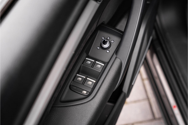 Audi Q5 55 TFSI e quattro Competition - Panorama | Luchtvering | B/O | Trekhaak