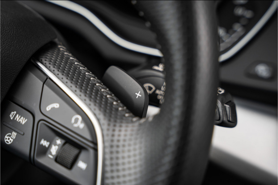 Audi Q5 55 TFSI e quattro Competition - Panorama | Luchtvering | B/O | Trekhaak