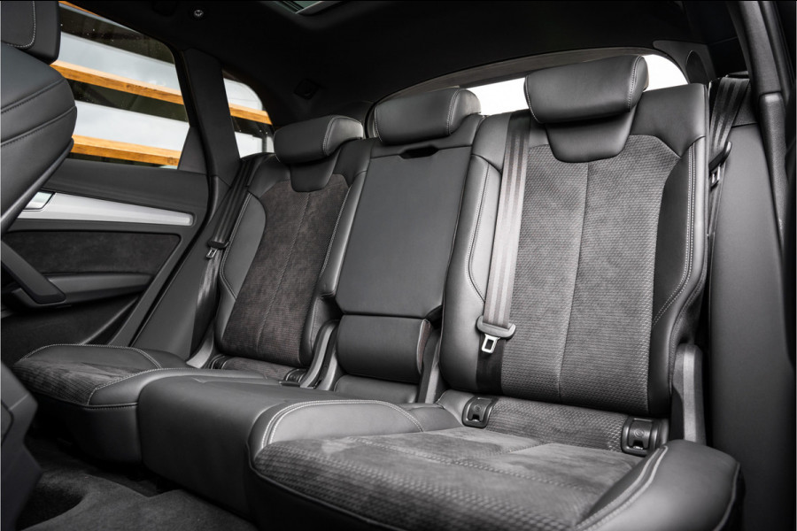 Audi Q5 55 TFSI e quattro Competition - Panorama | Luchtvering | B/O | Trekhaak