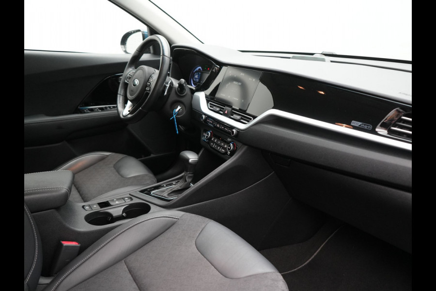 Kia Niro 1.6 GDi DynamicLine Plug In Hybrid 141pk Dealer O.H PHEV | Trekhaak Afn. |  Adaptive Cruise | Camera | Stuur & Stoelverwarming | Apple Carplay | Laneassist | DAB |