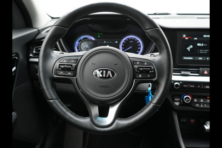 Kia Niro 1.6 GDi DynamicLine Plug In Hybrid 141pk Dealer O.H PHEV | Trekhaak Afn. |  Adaptive Cruise | Camera | Stuur & Stoelverwarming | Apple Carplay | Laneassist | DAB |