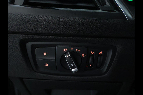 BMW 1-serie 116i High Executive Sport| M-pakket | Leer | 6 bak