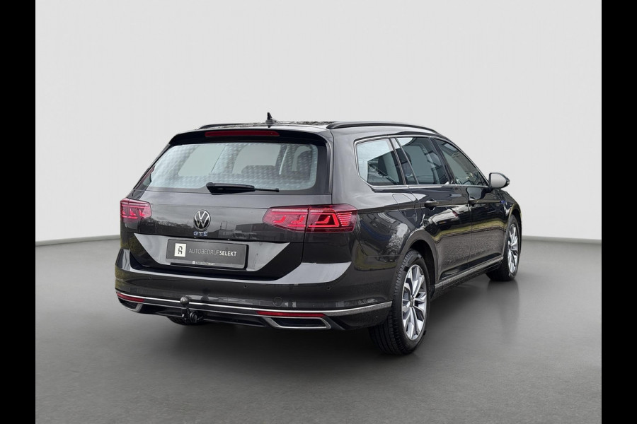 Volkswagen Passat Variant 1.4 TSI PHEV GTE | Trekhaak | Matrix LED | 360 cam | Massage | ACC | Stoelvw v+a | Head Up | Dodehoek