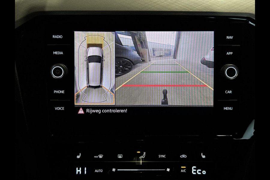 Volkswagen Passat Variant 1.4 TSI PHEV GTE | Trekhaak | Matrix LED | 360 cam | Massage | ACC | Stoelvw v+a | Head Up | Dodehoek