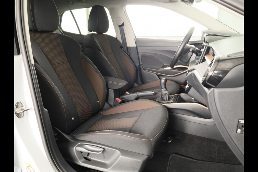 Škoda Fabia 1.0 TSI Business Edition 95pk | Parkeercamera | Verwarmbare voorstoelen | Navigatie via App | Verlengde garantie