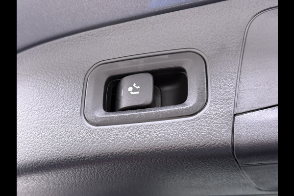 Mercedes-Benz GLA 250 e AMG line | Pano Trekhaak HUD Memory Multibeam Sound