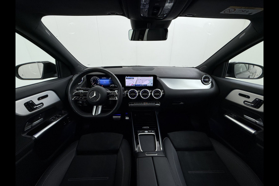 Mercedes-Benz GLA 250 e AMG line | Pano Trekhaak HUD Memory Multibeam Sound